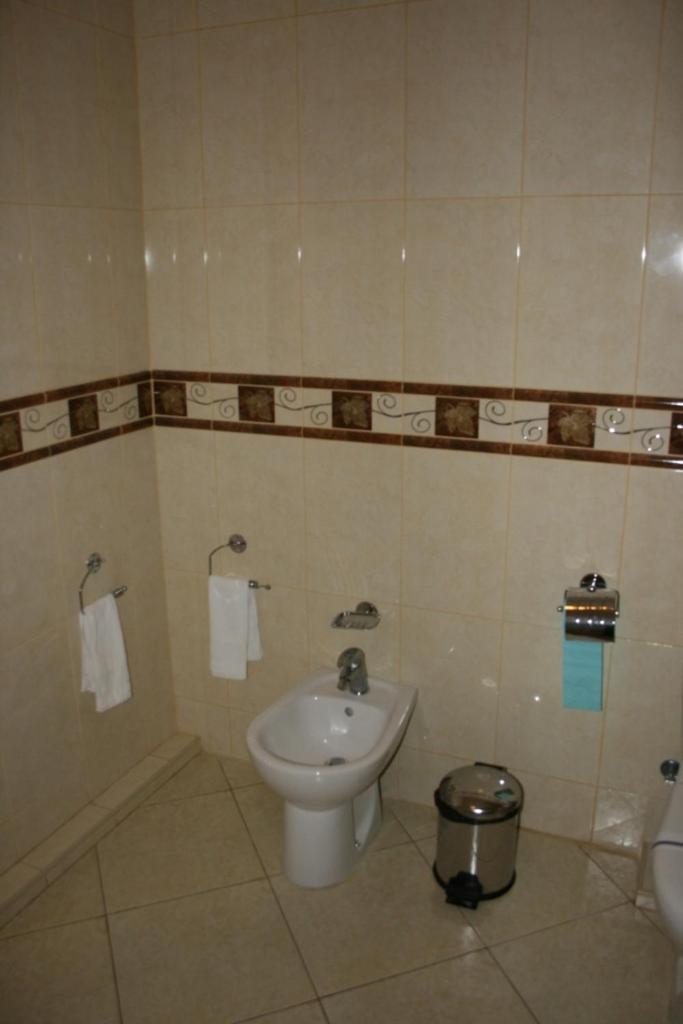 מלון Zaporizhia Prague מראה חיצוני תמונה